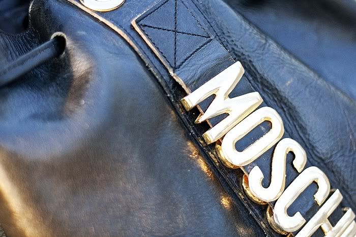Blogger Outfit Vintage Moschino Bag Tasche