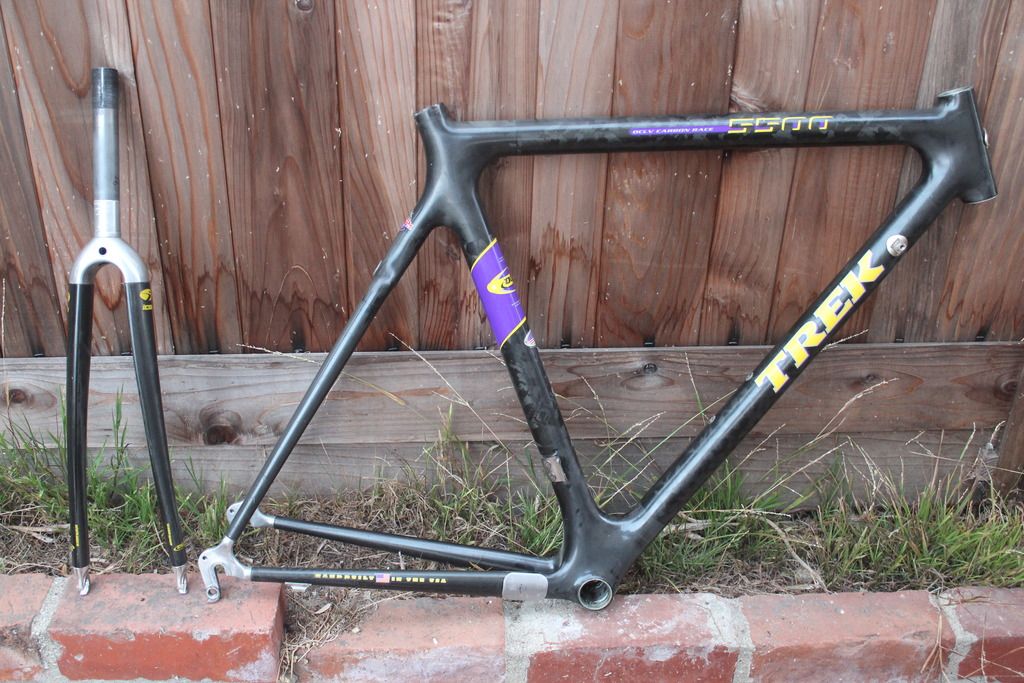 frame united carbon