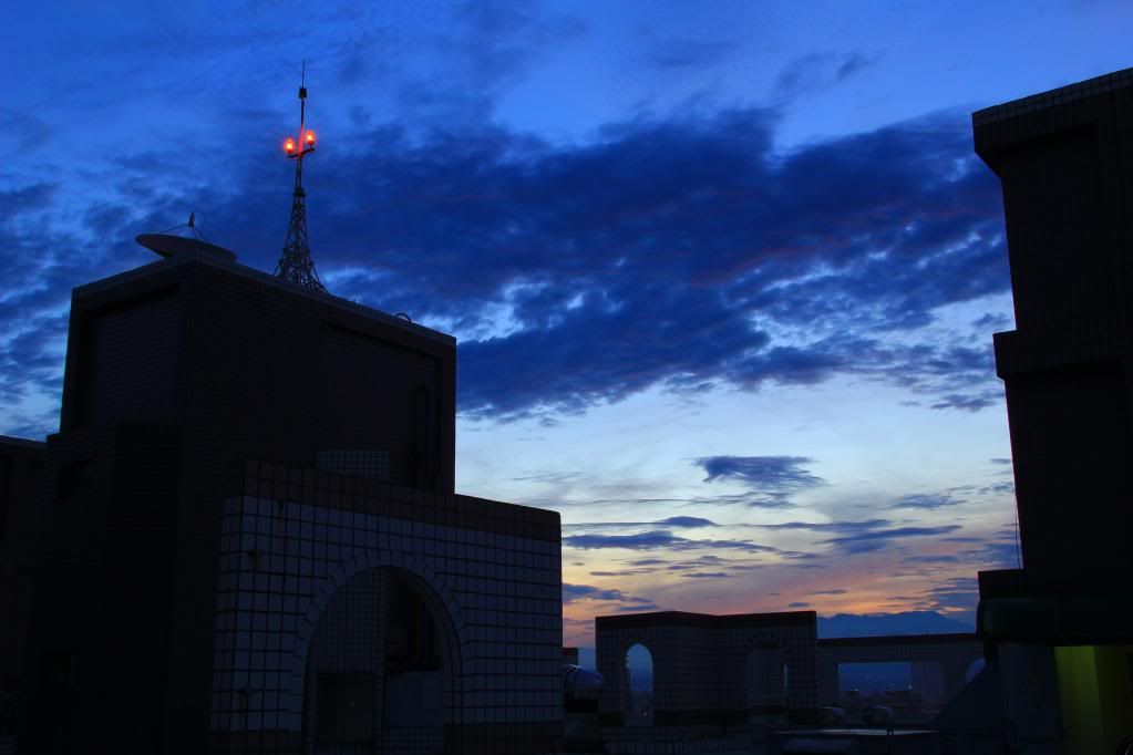 Canon-歡迎各位一起大樓慢慢蓋((生活隨意拍~不定時更新801||小老婆汽機車資訊網