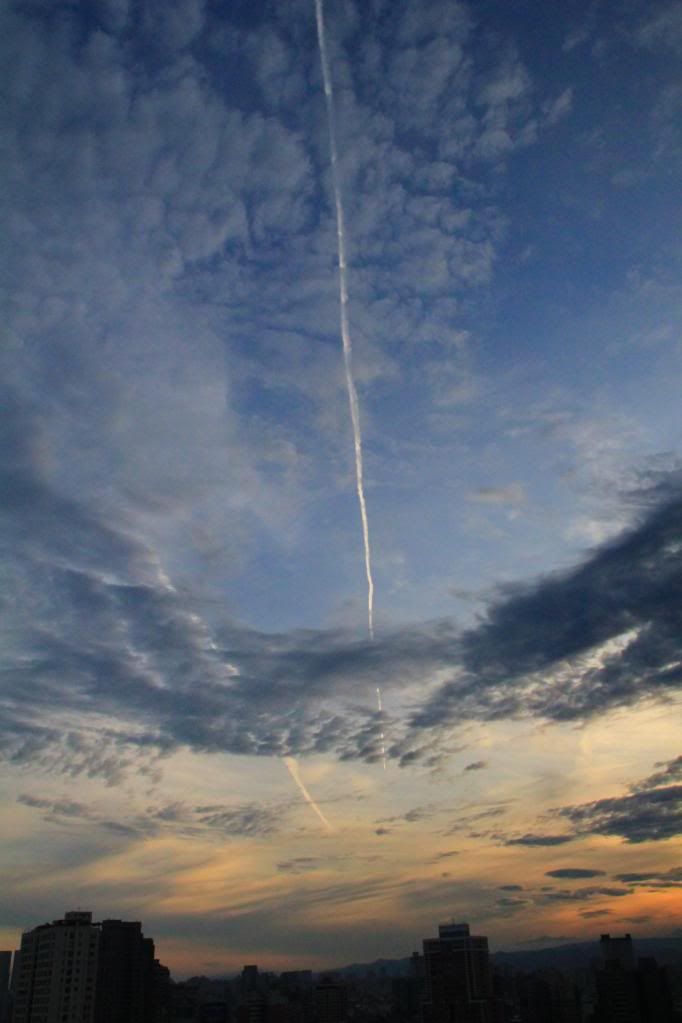 Canon-歡迎各位一起大樓慢慢蓋((生活隨意拍~不定時更新2008||小老婆汽機車資訊網