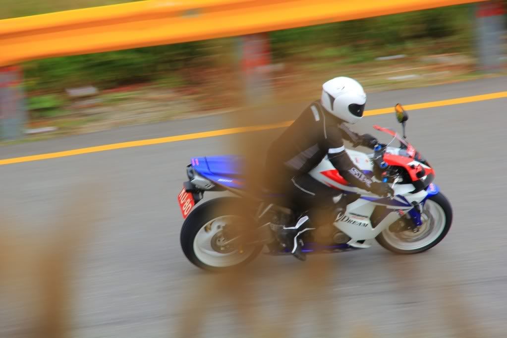 Canon-歡迎各位一起大樓慢慢蓋((生活隨意拍~不定時更新6800||小老婆汽機車資訊網