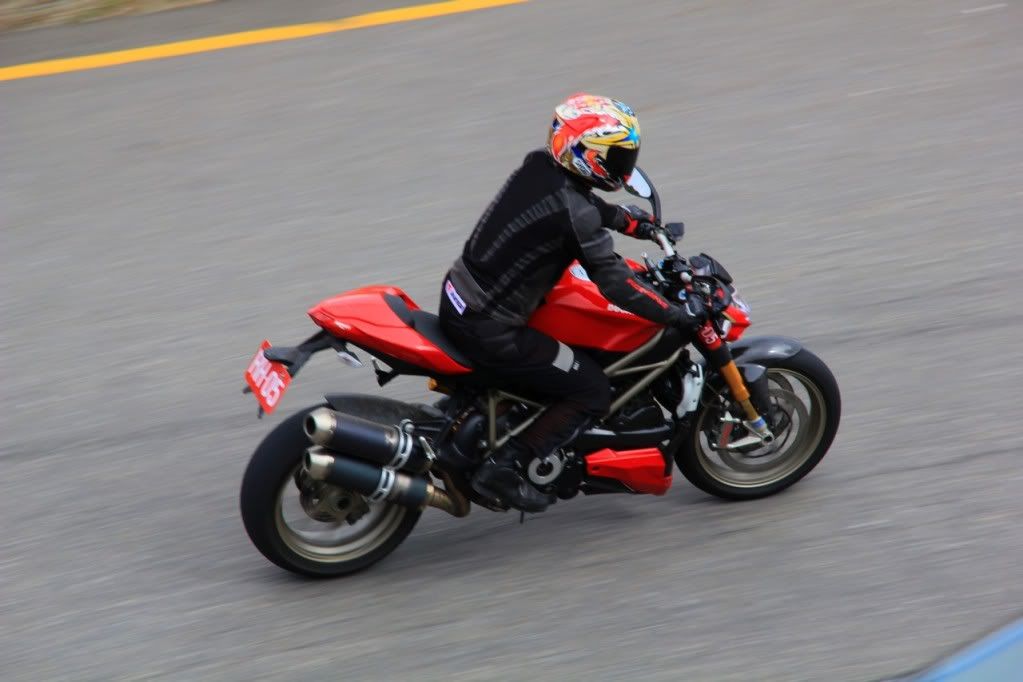 Canon-歡迎各位一起大樓慢慢蓋((生活隨意拍~不定時更新7710||小老婆汽機車資訊網