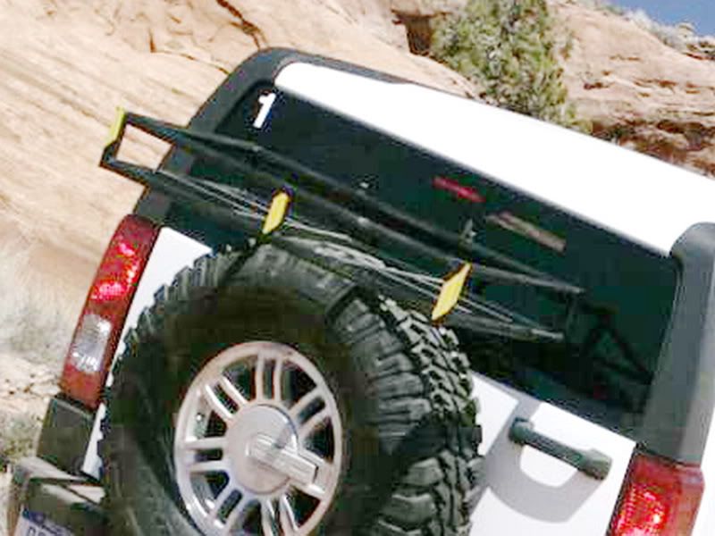 modified-hummer-h3-alpha-on-hell-revenge-at-2008-easter-jeep-safari-in-moab-ut-zoom.jpg