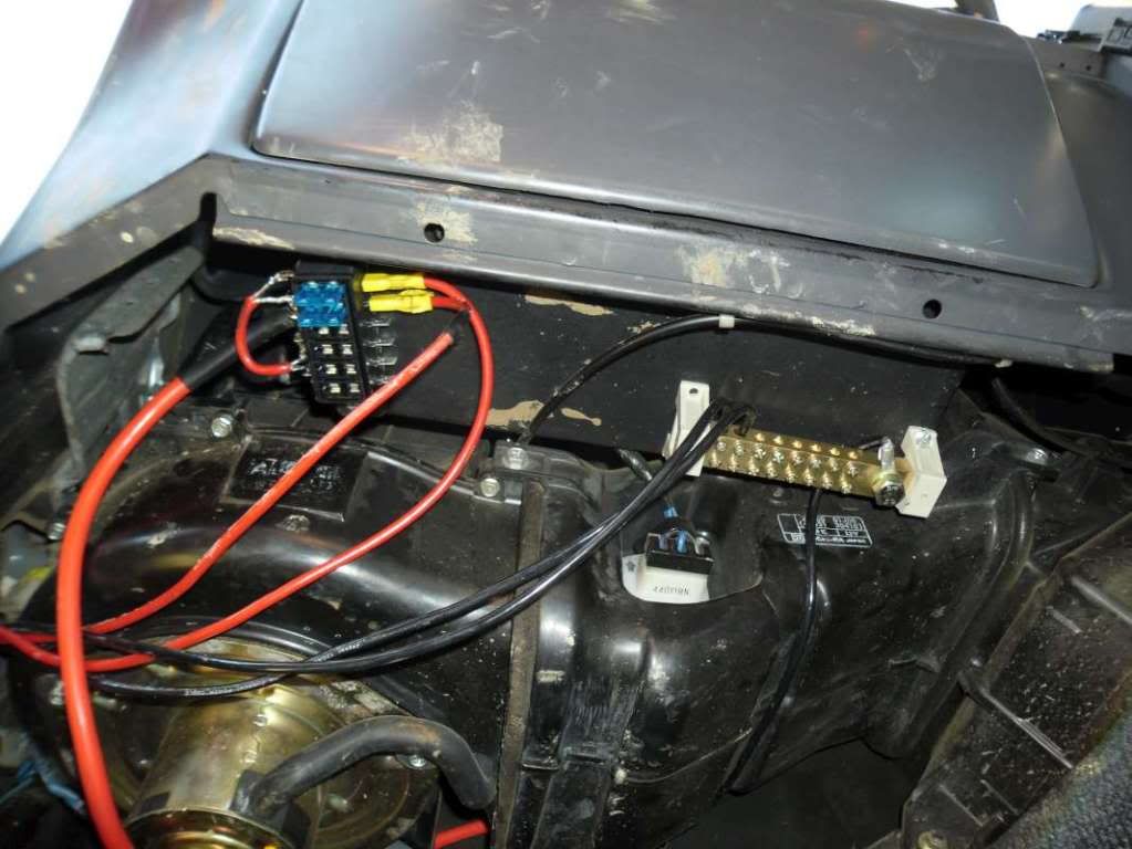 Running wires to rear of wagon - Patrol 4x4 - Nissan Patrol Forum