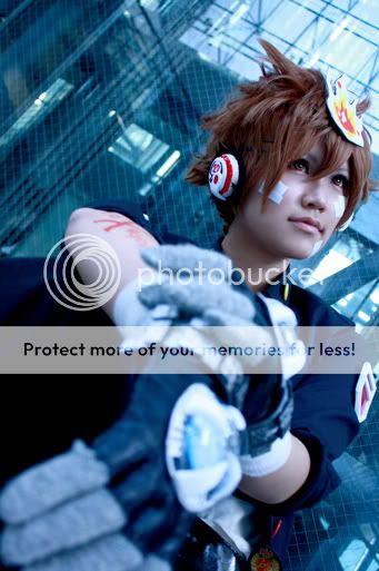 http://i913.photobucket.com/albums/ac334/ayato-r/cosplay/20090728_495480.jpg